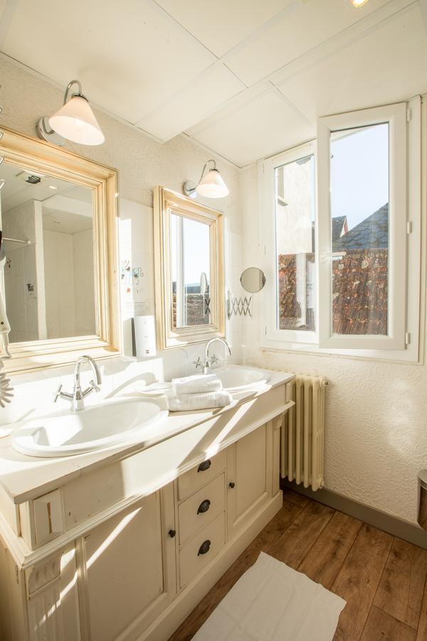 Contact Hotel Le Relais De Vellinus Beaulieu-sur-Dordogne Ngoại thất bức ảnh